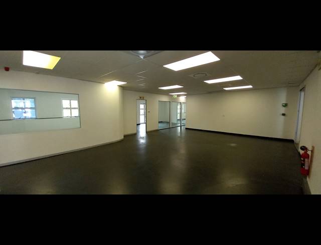 419M² OFFICE TO LET IN BRYANSTON